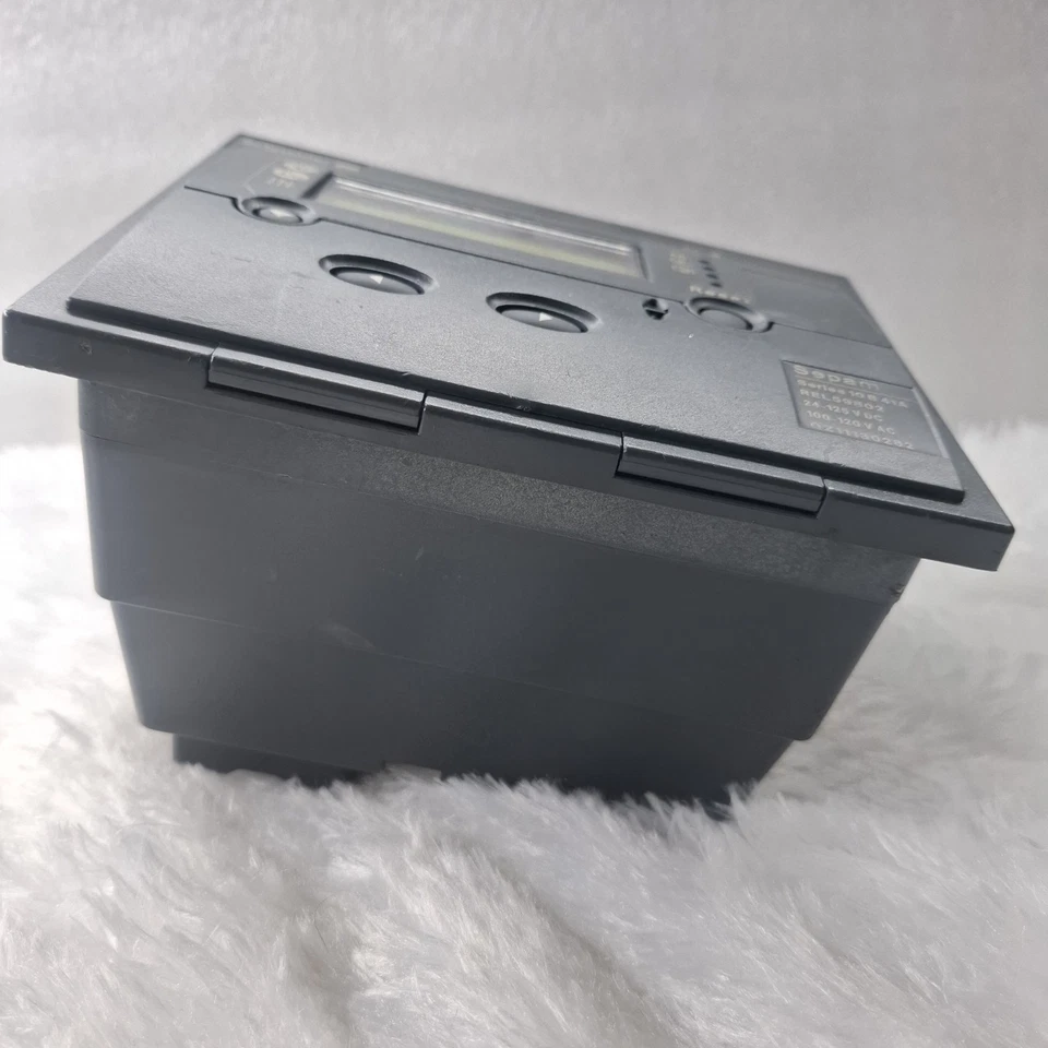 Schneider Electric Sepam REL59802 Series 10 B 41A Industrial Protection Relay